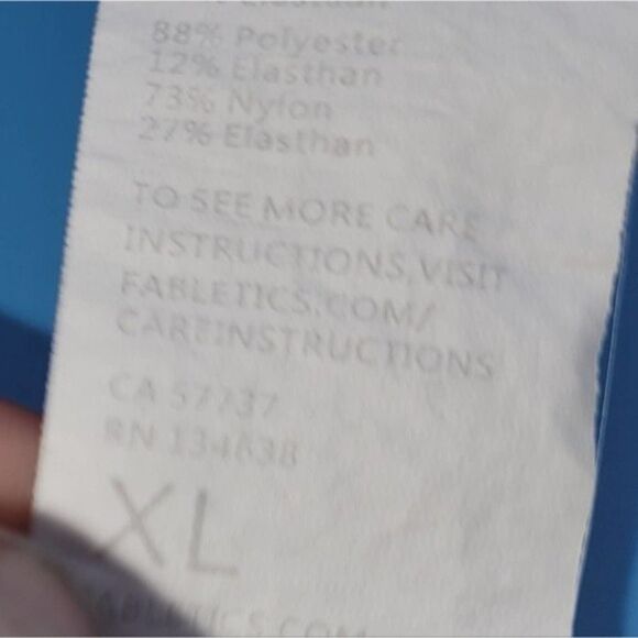 FABLETICS Define PowerHold HighWaisted 7/8 Star Camo Sycamore legging - Picture 13 of 13